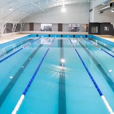 Módulo opcional de pileta en una sede RedFit